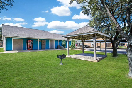 Exterior-500-Flats 04